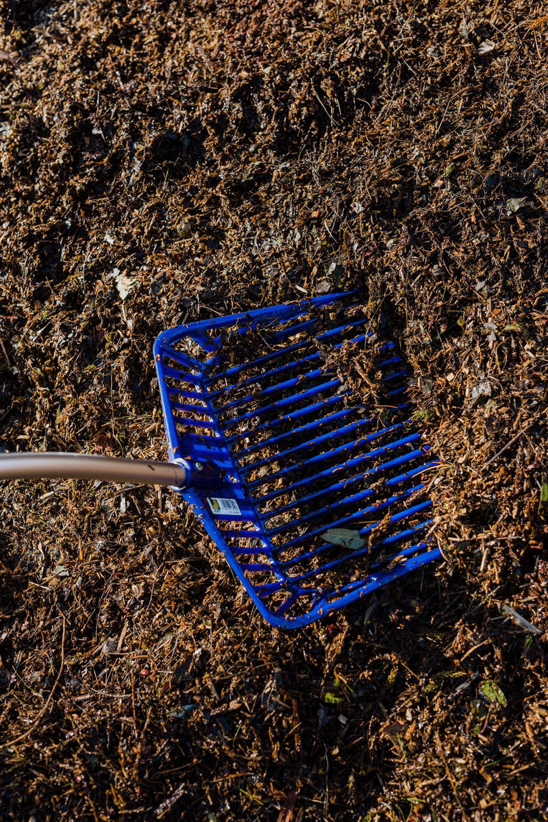 Jost Stable Rake – European Tools Australia