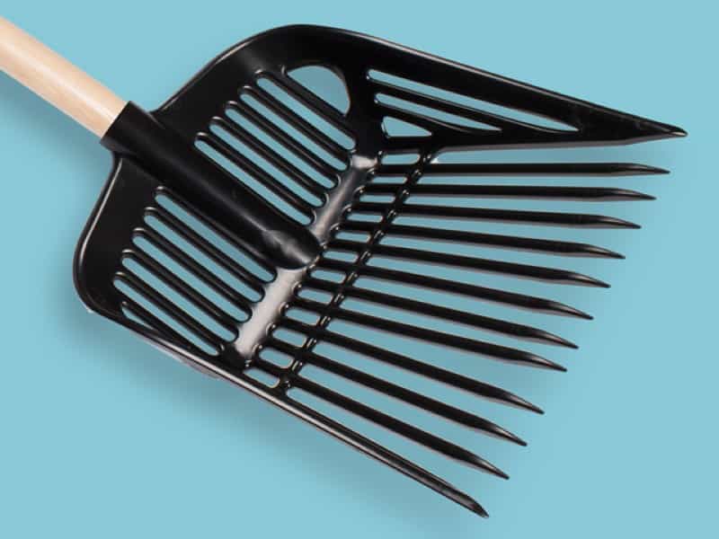 Black Nylon Stable rake,130cm Ash handle #827025 – European Tools Australia